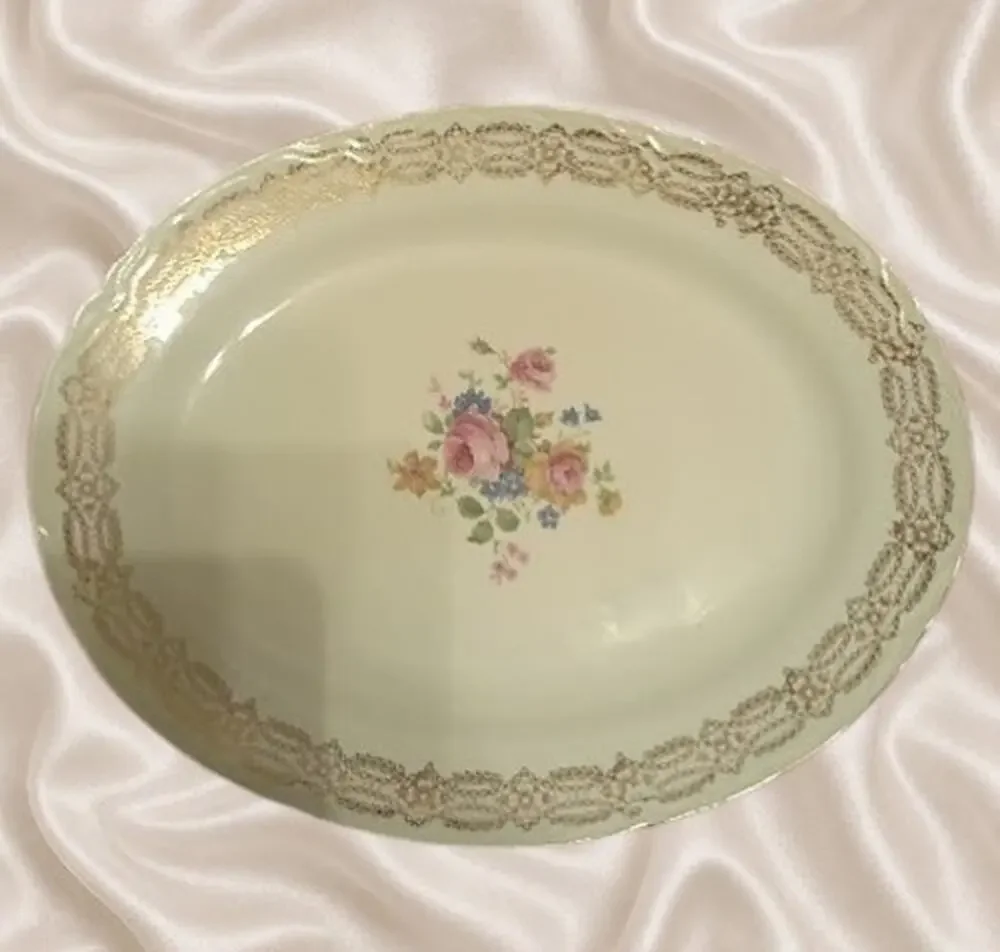 Vintage Homer Laughlin Ferndale Eggshell Nautilus 12